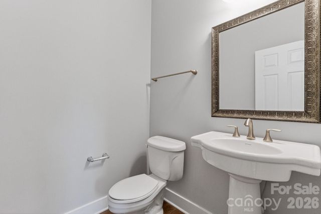 262 Harbour Place Drive 15, Davidson, NC 28036