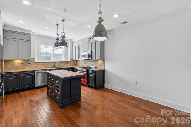 262 Harbour Place Drive 15, Davidson, NC 28036