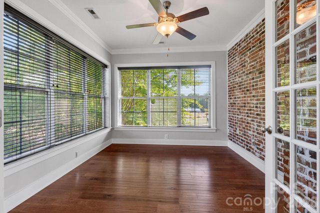 262 Harbour Place Drive 15, Davidson, NC 28036