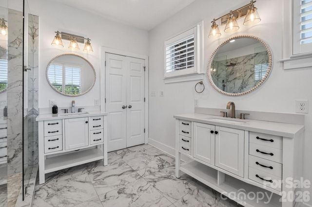 262 Harbour Place Drive 15, Davidson, NC 28036