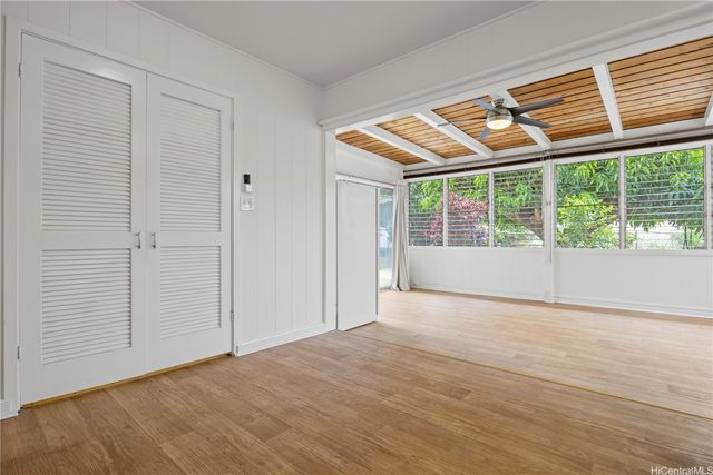 4529 Mahie Street, Honolulu, HI 96818