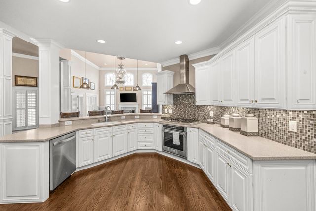 1001 Peck Pl, Hendersonville, TN 37075