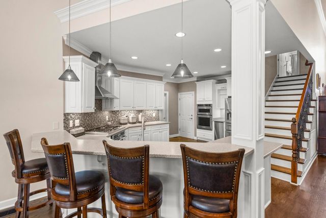 1001 Peck Pl, Hendersonville, TN 37075