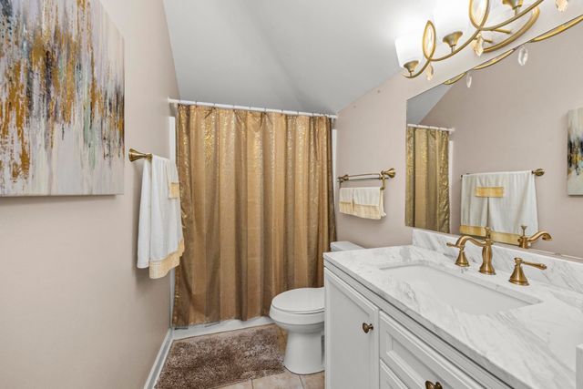 1001 Peck Pl, Hendersonville, TN 37075