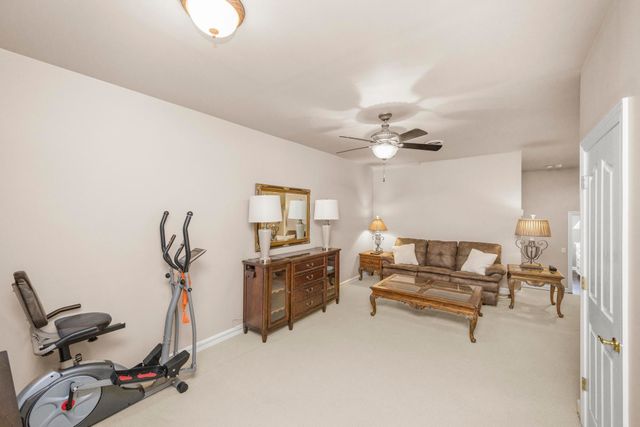 1001 Peck Pl, Hendersonville, TN 37075