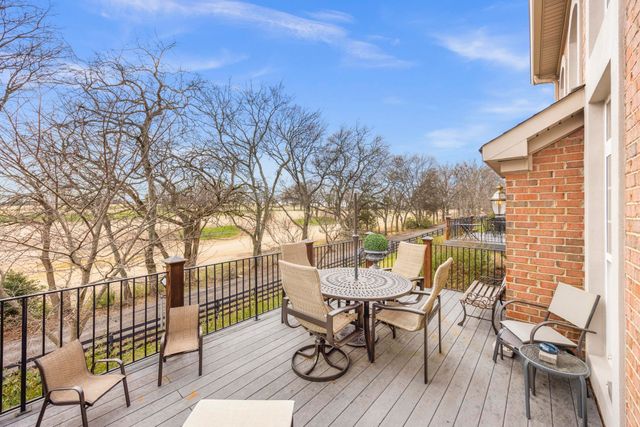 1001 Peck Pl, Hendersonville, TN 37075