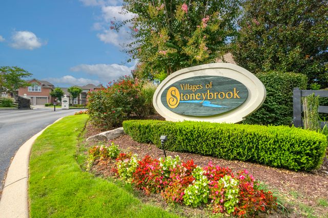 1001 Peck Pl, Hendersonville, TN 37075