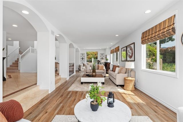 16 Mariposa, Rancho Santa Margarita, CA 92679