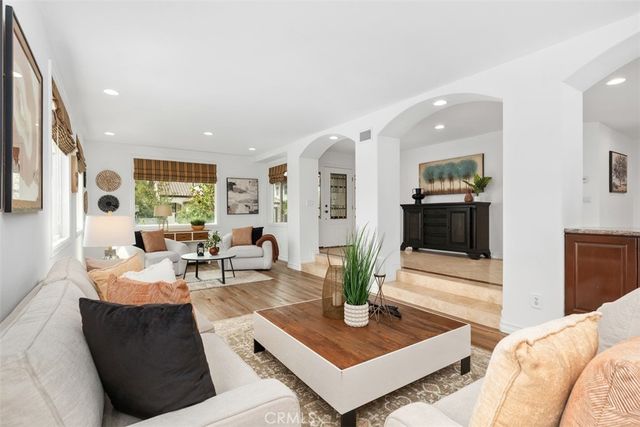 16 Mariposa, Rancho Santa Margarita, CA 92679