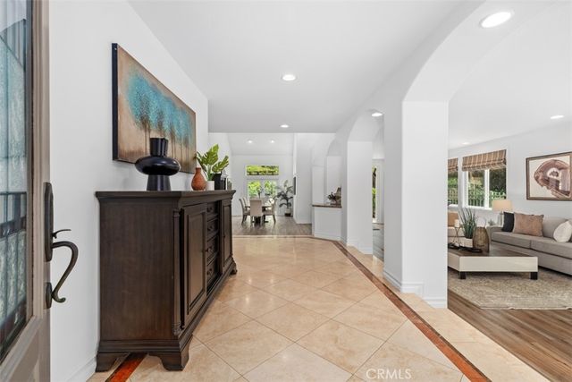 16 Mariposa, Rancho Santa Margarita, CA 92679