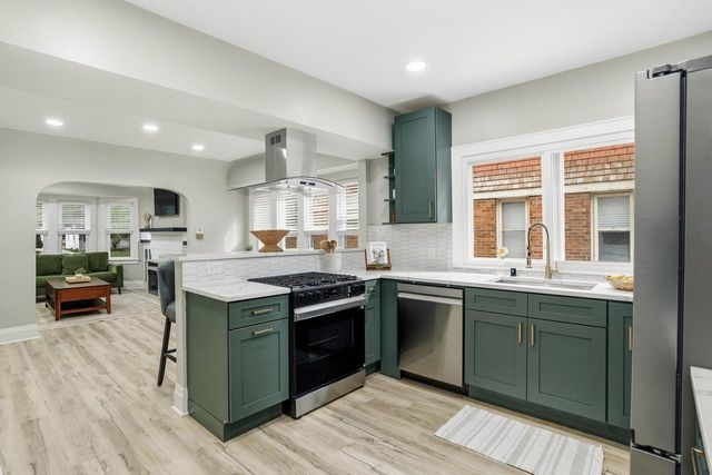 2945 N 73rd STREET, Milwaukee, WI 53210