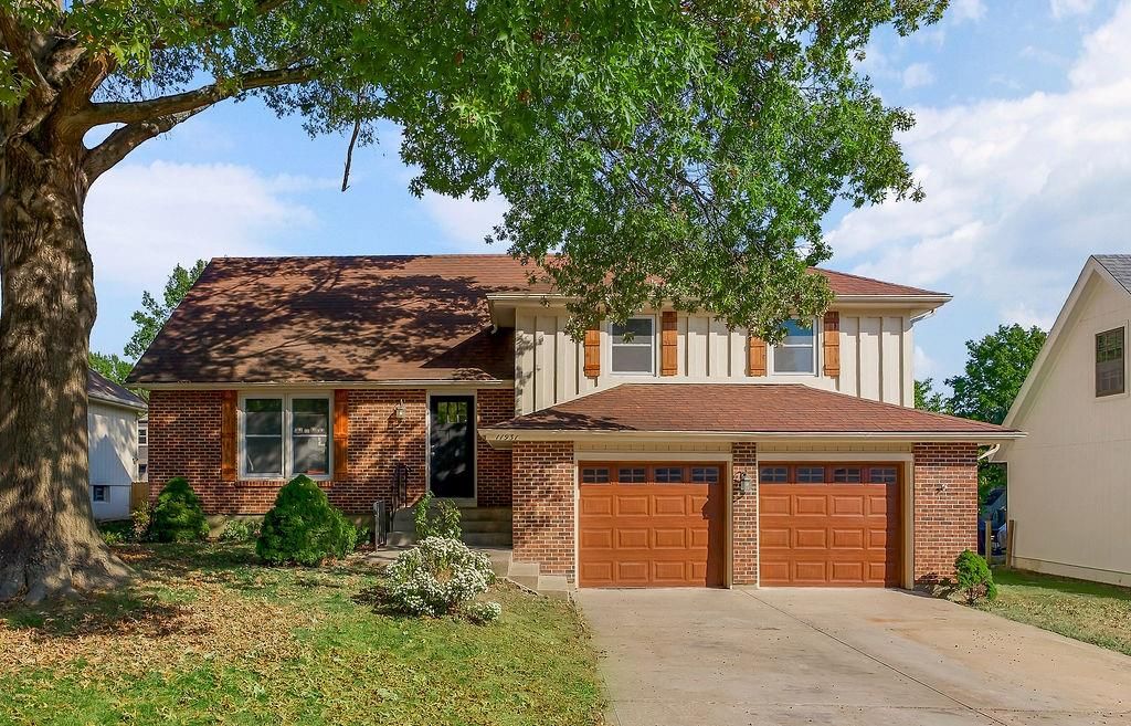 11931 Charlotte Street, Kansas City, MO 64146