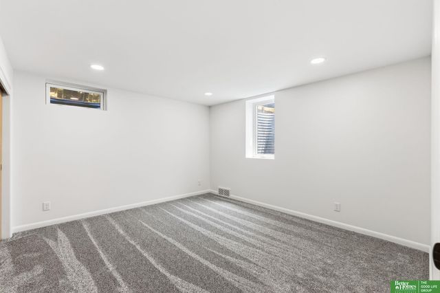 2605 S 87 Avenue, Omaha, NE 68114
