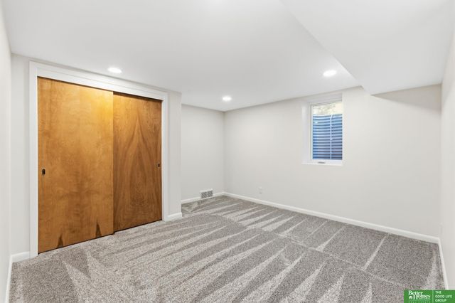 2605 S 87 Avenue, Omaha, NE 68114