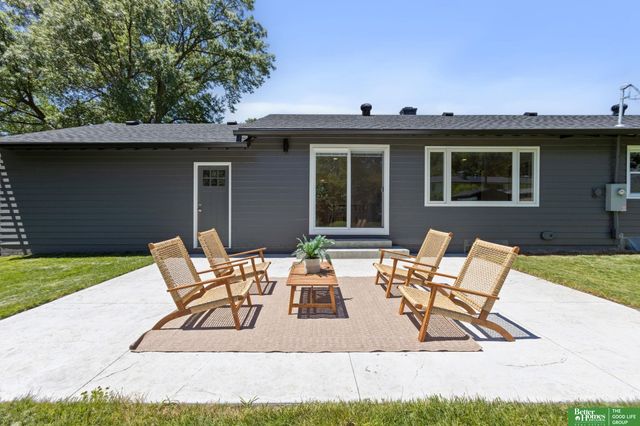 2605 S 87 Avenue, Omaha, NE 68114
