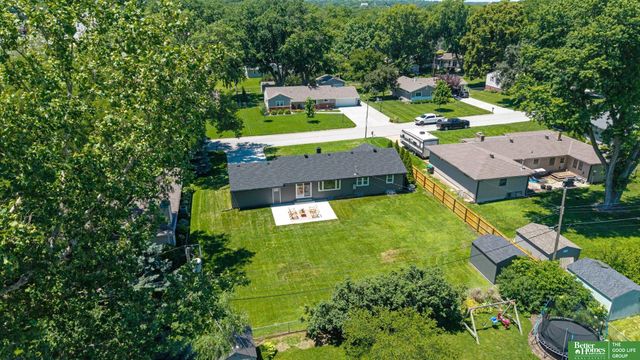2605 S 87 Avenue, Omaha, NE 68114