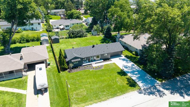 2605 S 87 Avenue, Omaha, NE 68114