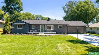 2605 S 87 Avenue, Omaha, NE 68114