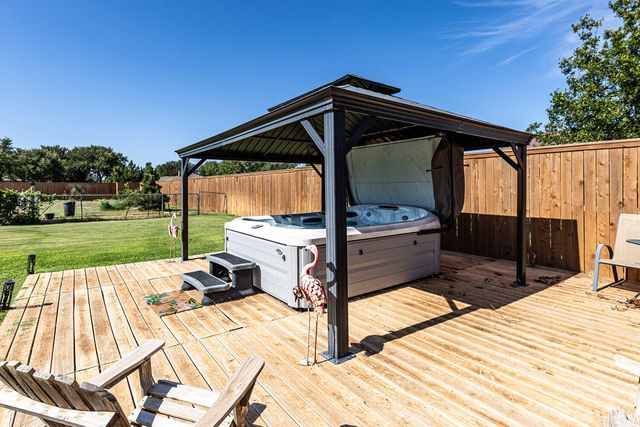 7323 74th Street, Lubbock, TX 79424