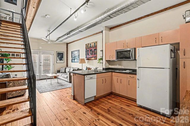 3205 N Davidson Street 202, Charlotte, NC 28205