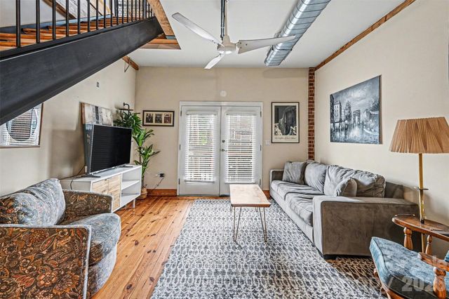 3205 N Davidson Street 202, Charlotte, NC 28205
