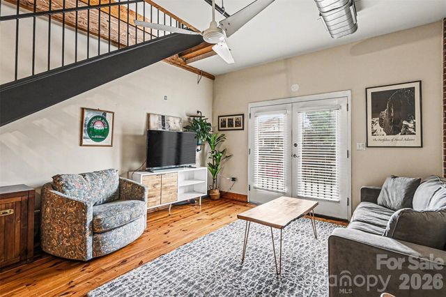 3205 N Davidson Street 202, Charlotte, NC 28205
