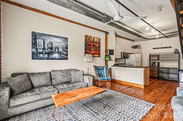 3205 N Davidson Street 202, Charlotte, NC 28205