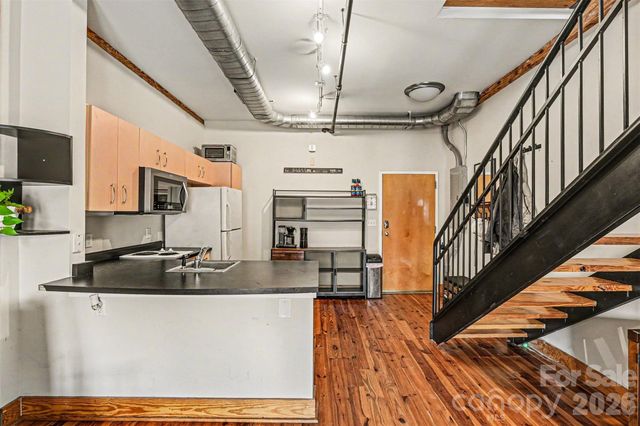 3205 N Davidson Street 202, Charlotte, NC 28205