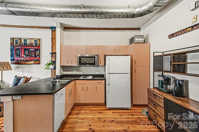 3205 N Davidson Street 202, Charlotte, NC 28205