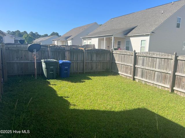 1920 Leighton Drive A, Greenville, NC 27834