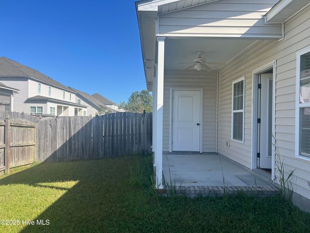 1920 Leighton Drive A, Greenville, NC 27834