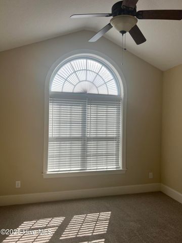 1920 Leighton Drive A, Greenville, NC 27834