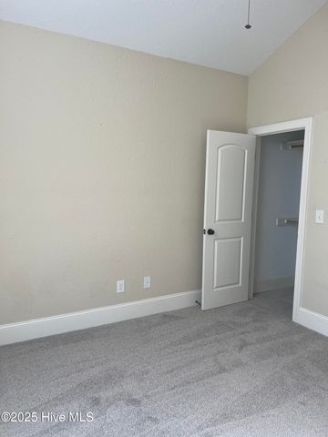 1920 Leighton Drive A, Greenville, NC 27834