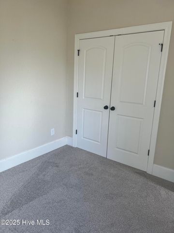 1920 Leighton Drive A, Greenville, NC 27834