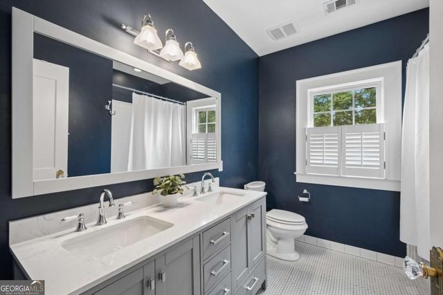 211 Greenwood Circle, Decatur, GA 30030