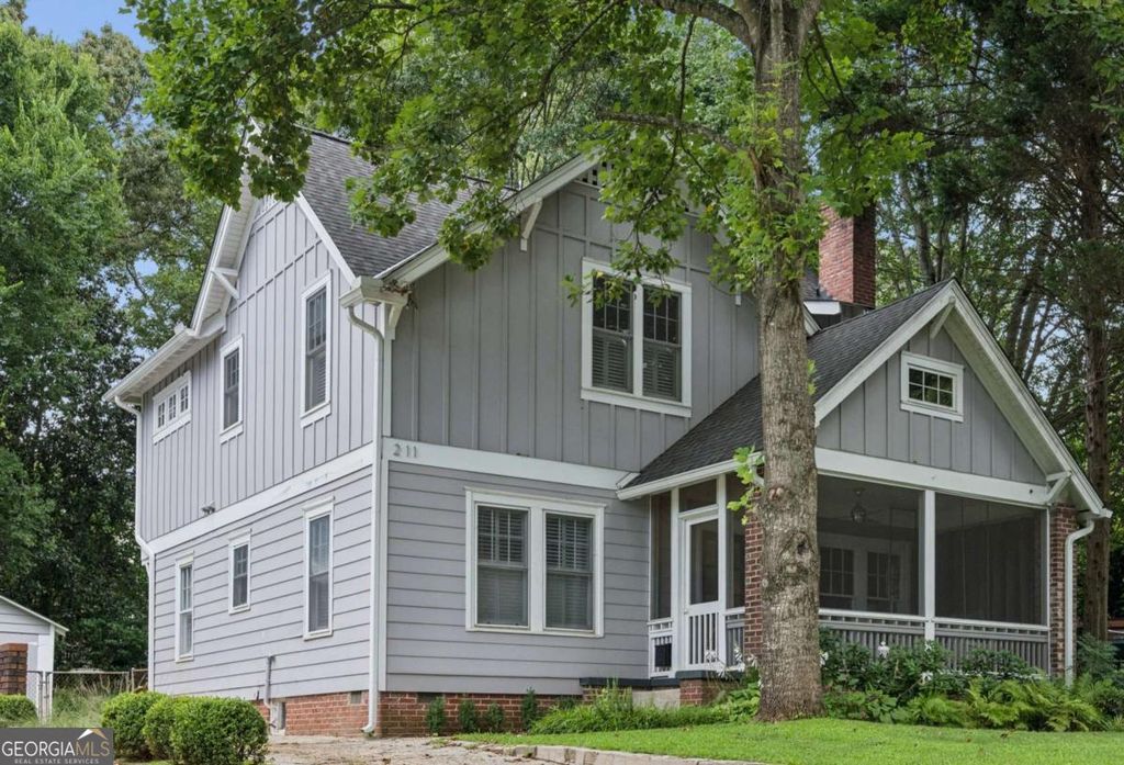 211 Greenwood Circle, Decatur, GA 30030