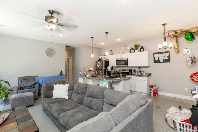 1334 W Haskell St, Wichita, KS 67213