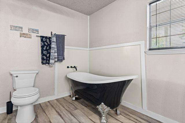 10717 County Road 507, Venus, TX 76084