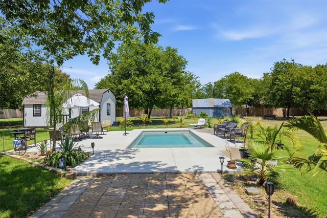 10717 County Road 507, Venus, TX 76084