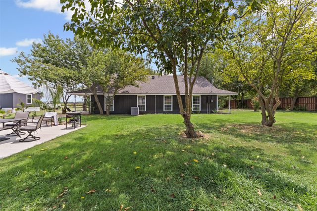 10717 County Road 507, Venus, TX 76084
