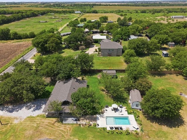10717 County Road 507, Venus, TX 76084