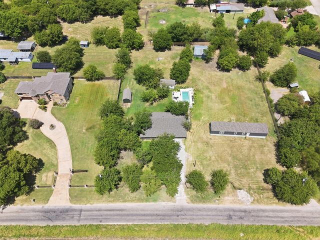 10717 County Road 507, Venus, TX 76084