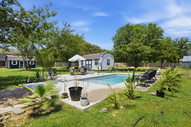 10717 County Road 507, Venus, TX 76084