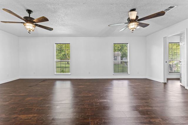 10717 County Road 507, Venus, TX 76084