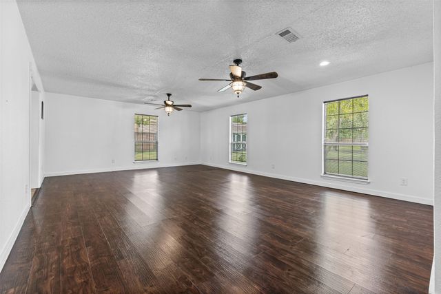 10717 County Road 507, Venus, TX 76084
