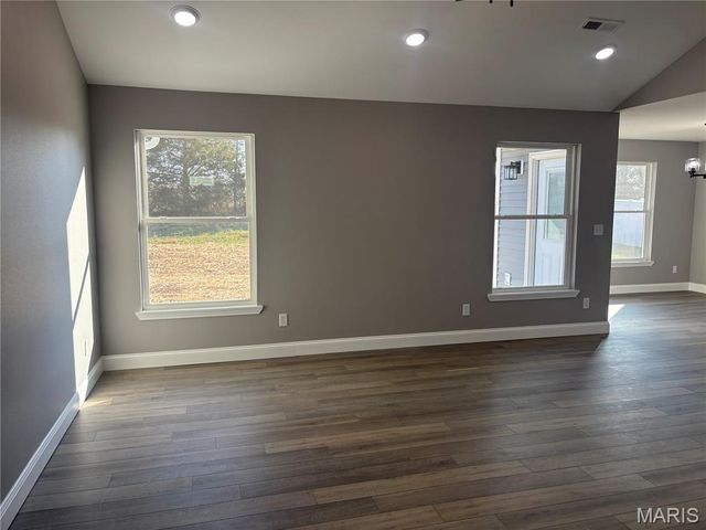 7 Ivy Lane, Fredericktown, MO 63645