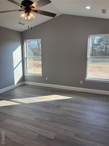 7 Ivy Lane, Fredericktown, MO 63645