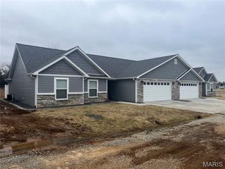7 Ivy Lane, Fredericktown, MO 63645