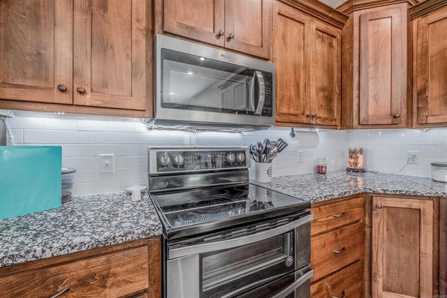 8 Winterberry Drive, Greenbrier, AR 72058