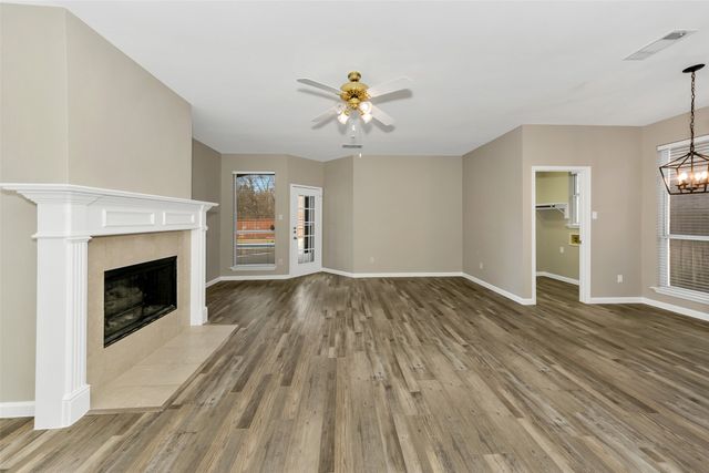 857 SUMMIT POINTE, Lewisville, TX 75077